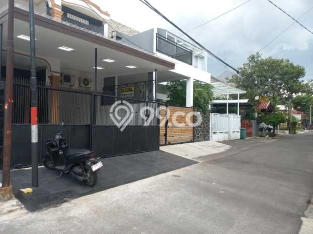 For Sale! Premium House LT 120m2 Desain Modern di Pondok Kelapa For Sale! Premium House LT 120m2 Desain Modern di Pondok Kelapa