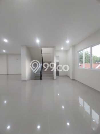 Ruko Disewa di Tanah Abang, Jakarta Pusat, LT 120m2 / LB 200m2 Ruko Disewa di Tanah Abang, Jakarta Pusat, LT 120m2 / LB 200m2