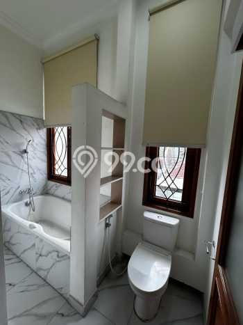 For Sale! Premium House LT 120m2 Desain Elegan di Kayu Putih For Sale! Premium House LT 120m2 Desain Elegan di Kayu Putih