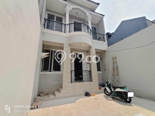Dijual Cepat Rumah Bagus Siap Huni LB 150m2 di Kelapa Gading, Jakarta Utara Dijual Cepat Rumah Bagus Siap Huni LB 150m2 di Kelapa Gading, Jakarta Utara