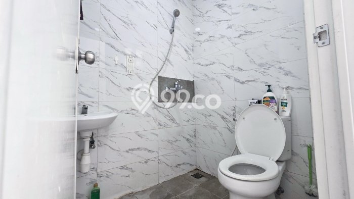 Rumah Sederhana Dijual Lokasi Kelapa Gading 3 Kamar dengan Luas Tanah 102m2 Rumah Sederhana Dijual Lokasi Kelapa Gading 3 Kamar dengan Luas Tanah 102m2