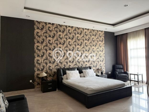 Rumah Elit Modern Siap Huni di Puri Indah Jakarta Barat Rumah Elit Modern Siap Huni di Puri Indah Jakarta Barat