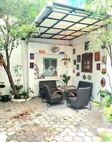 Ready to Use! Premium House LT 249m2 Desain Elegan di Rawamangun Ready to Use! Premium House LT 249m2 Desain Elegan di Rawamangun