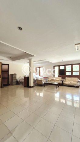 Rumah Mewah LB 431m2 Siap Pakai Desain Elegan di Bintaro, Jakarta Selatan Rumah Mewah LB 431m2 Siap Pakai Desain Elegan di Bintaro, Jakarta Selatan