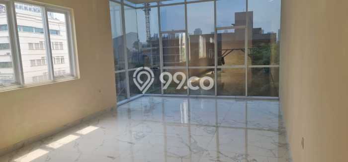 Unit Ruko Dijual di Jakarta Selatan LT 106m2 & LB 300m2 Unit Ruko Dijual di Jakarta Selatan LT 106m2 & LB 300m2