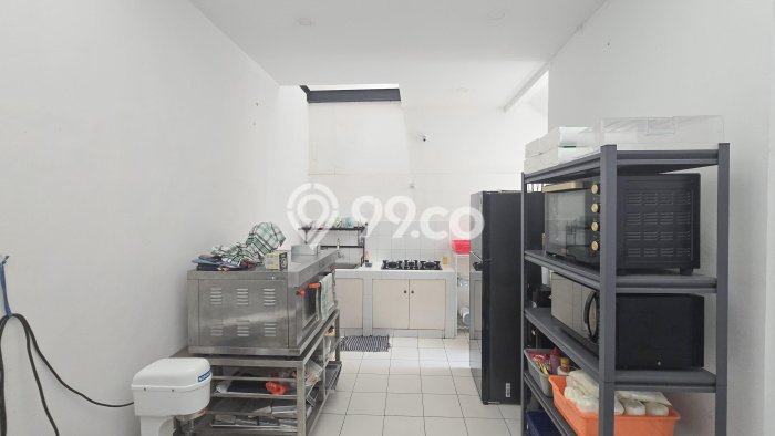 Rumah Sederhana Dijual Lokasi Kelapa Gading 3 Kamar dengan Luas Tanah 102m2 Rumah Sederhana Dijual Lokasi Kelapa Gading 3 Kamar dengan Luas Tanah 102m2