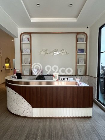Komersial Dijual di Prime Area Jakarta Selatan Luas 200m2 Komersial Dijual di Prime Area Jakarta Selatan Luas 200m2
