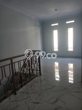 Dijual Rumah Eksklusif 4 KT di Tanjung Barat, Jakarta Selatan Dijual Rumah Eksklusif 4 KT di Tanjung Barat, Jakarta Selatan