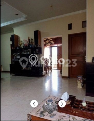 Ready to Use! Luxury House LT 205m2 Desain Modern di Condet Ready to Use! Luxury House LT 205m2 Desain Modern di Condet