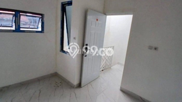 Jual Rumah Eksklusif 2 KT di Condet, Jakarta Timur Jual Rumah Eksklusif 2 KT di Condet, Jakarta Timur