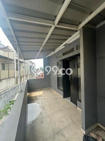 Disewakan! Rumah 3 Kamar Tidur &
2 Kamar Mandi di Condet, Jakarta Timur Disewakan! Rumah 3 Kamar Tidur &
2 Kamar Mandi di Condet, Jakarta Timur