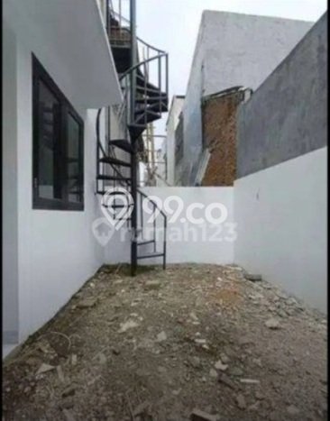 Rumah Lingkungan Asri di Condet, Jakarta Timur, LT 100m² Bangunan 110m² Rumah Lingkungan Asri di Condet, Jakarta Timur, LT 100m² Bangunan 110m²