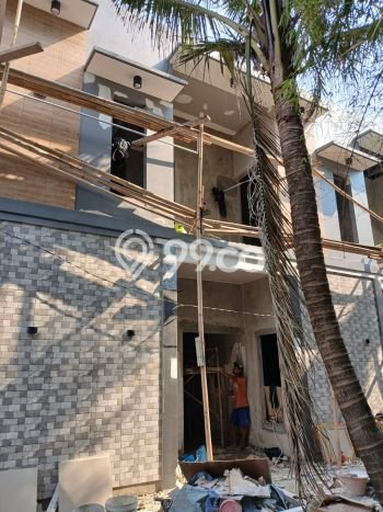 Siap Huni Rumah Minimalis & Modern LB 56m2 di Condet Siap Huni Rumah Minimalis & Modern LB 56m2 di Condet