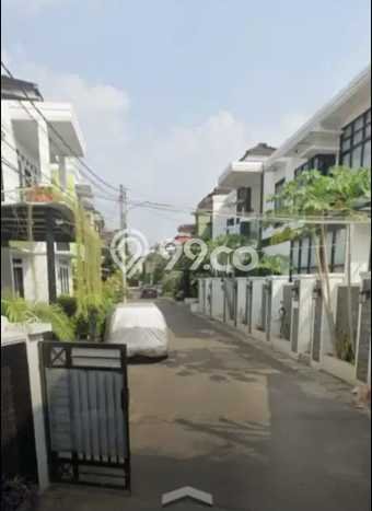 Jual Rumah Favorit Siap Huni LB 72m2 di Kramat Jati, Jakarta Timur Jual Rumah Favorit Siap Huni LB 72m2 di Kramat Jati, Jakarta Timur