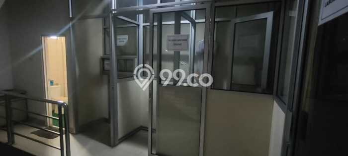Ruko Dijual di Pasar Rebo LT 74m2, LB 126m2 Solusi Investasi Cerdas Ruko Dijual di Pasar Rebo LT 74m2, LB 126m2 Solusi Investasi Cerdas