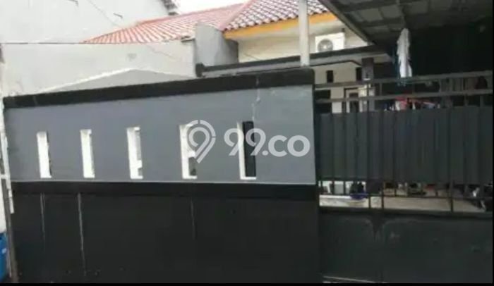 Rumah Luas Asri 3 KT Siap Pakai di Kalisari Jakarta Timur Rumah Luas Asri 3 KT Siap Pakai di Kalisari Jakarta Timur