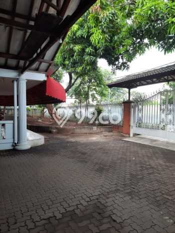 Hunian Eksklusif Dijual LT 1200m2 di Kebon Jeruk, Jakarta Barat Hunian Eksklusif Dijual LT 1200m2 di Kebon Jeruk, Jakarta Barat