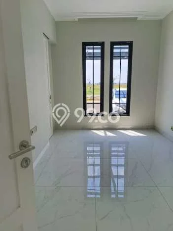 Sewa Rumah Harga Terjangkau di Summarecon Crown Gading Bekasi dengan 3 Kamar Tidur Sewa Rumah Harga Terjangkau di Summarecon Crown Gading Bekasi dengan 3 Kamar Tidur