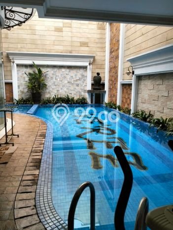 Rumah Mewah LB 1396m2 Siap Pakai Desain Elegan di Gading Serpong, Tangerang Rumah Mewah LB 1396m2 Siap Pakai Desain Elegan di Gading Serpong, Tangerang