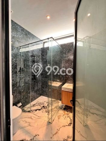 Vila Kawasan , Area 450m2m², Dekat Mudah Pusat Kota Vila Kawasan , Area 450m2m², Dekat Mudah Pusat Kota