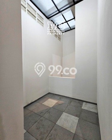 Jual Rumah Eksklusif 4 KT di BSD Nusaloka, Tangerang Jual Rumah Eksklusif 4 KT di BSD Nusaloka, Tangerang