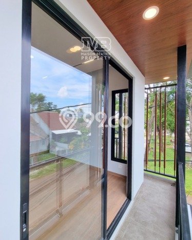 Dijual Rumah Luas Megah Dengan View Eksklusif di BSD, Tangerang Dijual Rumah Luas Megah Dengan View Eksklusif di BSD, Tangerang