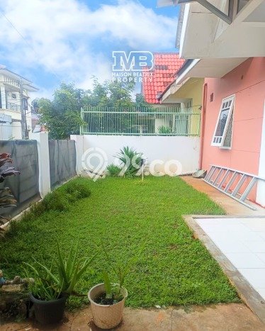 Rumah Modern 4 KT LT 200m2 di BSD Rumah Modern 4 KT LT 200m2 di BSD