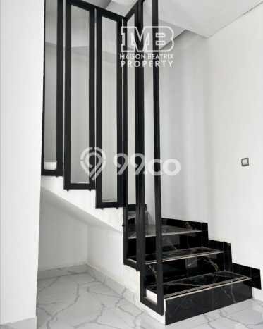 For Sale Rumah Elit Exclusive di Cisauk, Tangerang For Sale Rumah Elit Exclusive di Cisauk, Tangerang