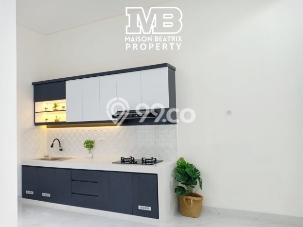 For Sale! Luxury House LT 135m2 Desain Modern di BSD For Sale! Luxury House LT 135m2 Desain Modern di BSD