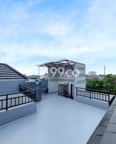 Dijual Rumah Luas Megah Dengan View Eksklusif di BSD, Tangerang Dijual Rumah Luas Megah Dengan View Eksklusif di BSD, Tangerang