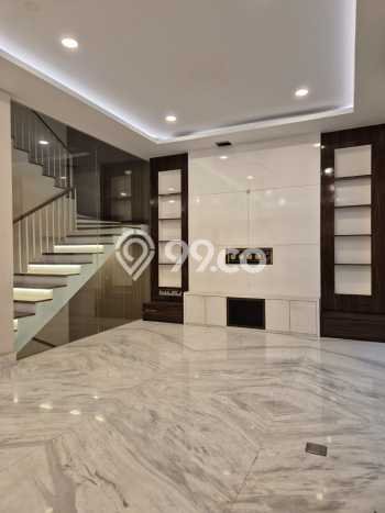 Rumah Cantik Siap Huni Di Permata Buana Luas 450m2 Lokasi Strategis Rumah Cantik Siap Huni Di Permata Buana Luas 450m2 Lokasi Strategis