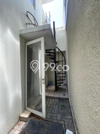 Jual Rumah Luas Elegan Dengan View Eksklusif di Gading Serpong, Tangerang Jual Rumah Luas Elegan Dengan View Eksklusif di Gading Serpong, Tangerang