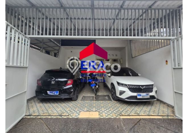 Hunian Mewah Dijual LT 97m2 di Penjaringan, Jakarta Utara Hunian Mewah Dijual LT 97m2 di Penjaringan, Jakarta Utara