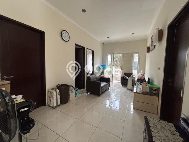 Rumah Luas Asri 4 KT Siap Pakai di Sektor 8-Gading Serpong Tangerang Rumah Luas Asri 4 KT Siap Pakai di Sektor 8-Gading Serpong Tangerang