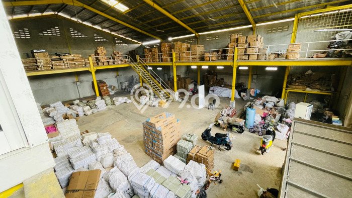 Gudang Disewakan di Kawasan Ramai Cipondoh, Tangerang Gudang Disewakan di Kawasan Ramai Cipondoh, Tangerang