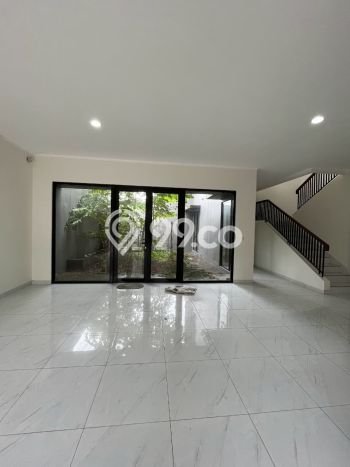 Rumah Luas Asri 4 KT Siap Pakai di Suvarna Sutera Tangerang Rumah Luas Asri 4 KT Siap Pakai di Suvarna Sutera Tangerang