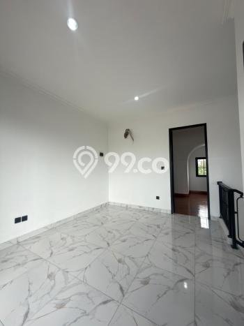 Rumah Luxury Modern Siap Huni di BSD City Tangerang Rumah Luxury Modern Siap Huni di BSD City Tangerang