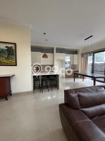 Rumah Kontrakan Tangerang LT 288m2 LB 203m2 Area Lippo Karawaci Rumah Kontrakan Tangerang LT 288m2 LB 203m2 Area Lippo Karawaci