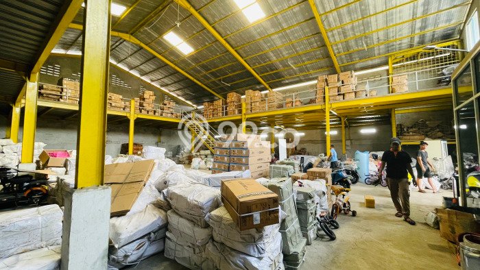 Gudang Disewakan di Kawasan Ramai Cipondoh, Tangerang Gudang Disewakan di Kawasan Ramai Cipondoh, Tangerang