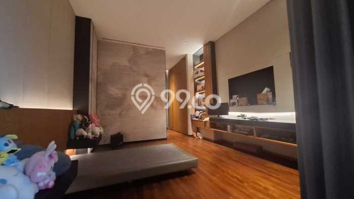 Rumah Elit LB 2000m2 Siap Huni Desain Elegan di Daan Mogot, Jakarta Barat Rumah Elit LB 2000m2 Siap Huni Desain Elegan di Daan Mogot, Jakarta Barat