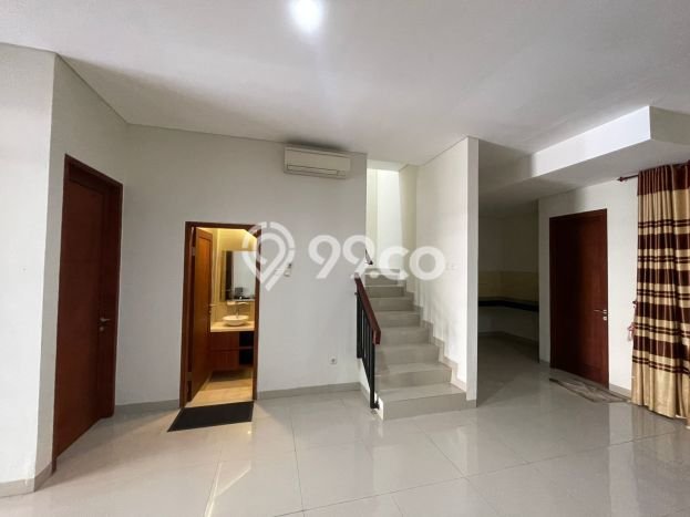 Hunian Mewah Siap Huni LT 112m2 di Kelapa Gading, Jakarta Utara Hunian Mewah Siap Huni LT 112m2 di Kelapa Gading, Jakarta Utara