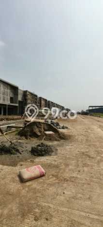 LOKASI BISNIS! Gudang Disewakan Kawasan Legok, Luas 540m², Jalan Utama LOKASI BISNIS! Gudang Disewakan Kawasan Legok, Luas 540m², Jalan Utama