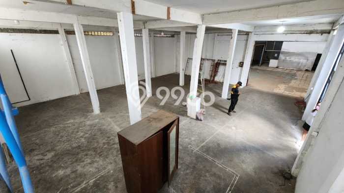 Disewakan Gudang di Kawasan Ramai Tangerang Kota Luas 640m2 Disewakan Gudang di Kawasan Ramai Tangerang Kota Luas 640m2