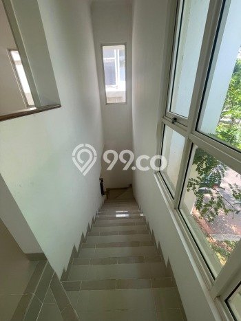Jual Rumah Luas Elegan Dengan View Eksklusif di Gading Serpong, Tangerang Jual Rumah Luas Elegan Dengan View Eksklusif di Gading Serpong, Tangerang