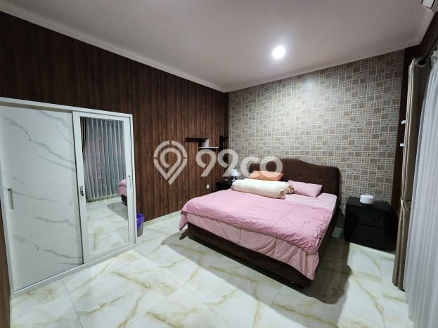 Dijual Rumah Mewah Elegan Dengan View Cantik di Modernland, Tangerang Dijual Rumah Mewah Elegan Dengan View Cantik di Modernland, Tangerang