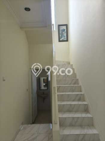 Rumah Sewa Tangerang LT 112m2 LB 140m2 Area Modernland Rumah Sewa Tangerang LT 112m2 LB 140m2 Area Modernland