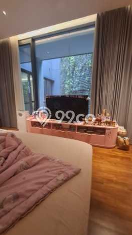 Rumah Elit LB 2000m2 Siap Huni Desain Elegan di Daan Mogot, Jakarta Barat Rumah Elit LB 2000m2 Siap Huni Desain Elegan di Daan Mogot, Jakarta Barat