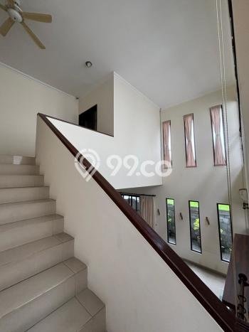 Rumah Kontrakan Tangerang LT 288m2 LB 203m2 Area Lippo Karawaci Rumah Kontrakan Tangerang LT 288m2 LB 203m2 Area Lippo Karawaci