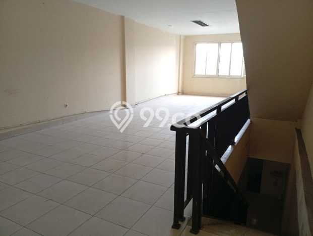 Ruko For Rent di Muara Karang, Luas 600m², Kawasan Premium, Siap Operasi Ruko For Rent di Muara Karang, Luas 600m², Kawasan Premium, Siap Operasi