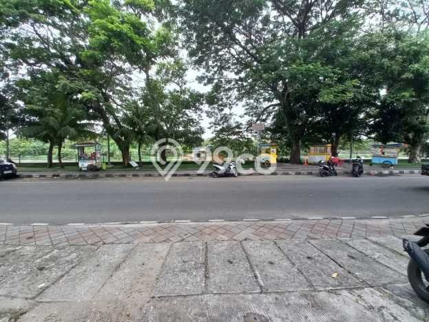 Ruko Area Bisnis di Tangerang Kota, Luas 624m², Jalan Raya Ruko Area Bisnis di Tangerang Kota, Luas 624m², Jalan Raya